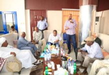 السوباط يلتقي قدامى اللاعبين ويوجه بالإستفادة من خبراتهم